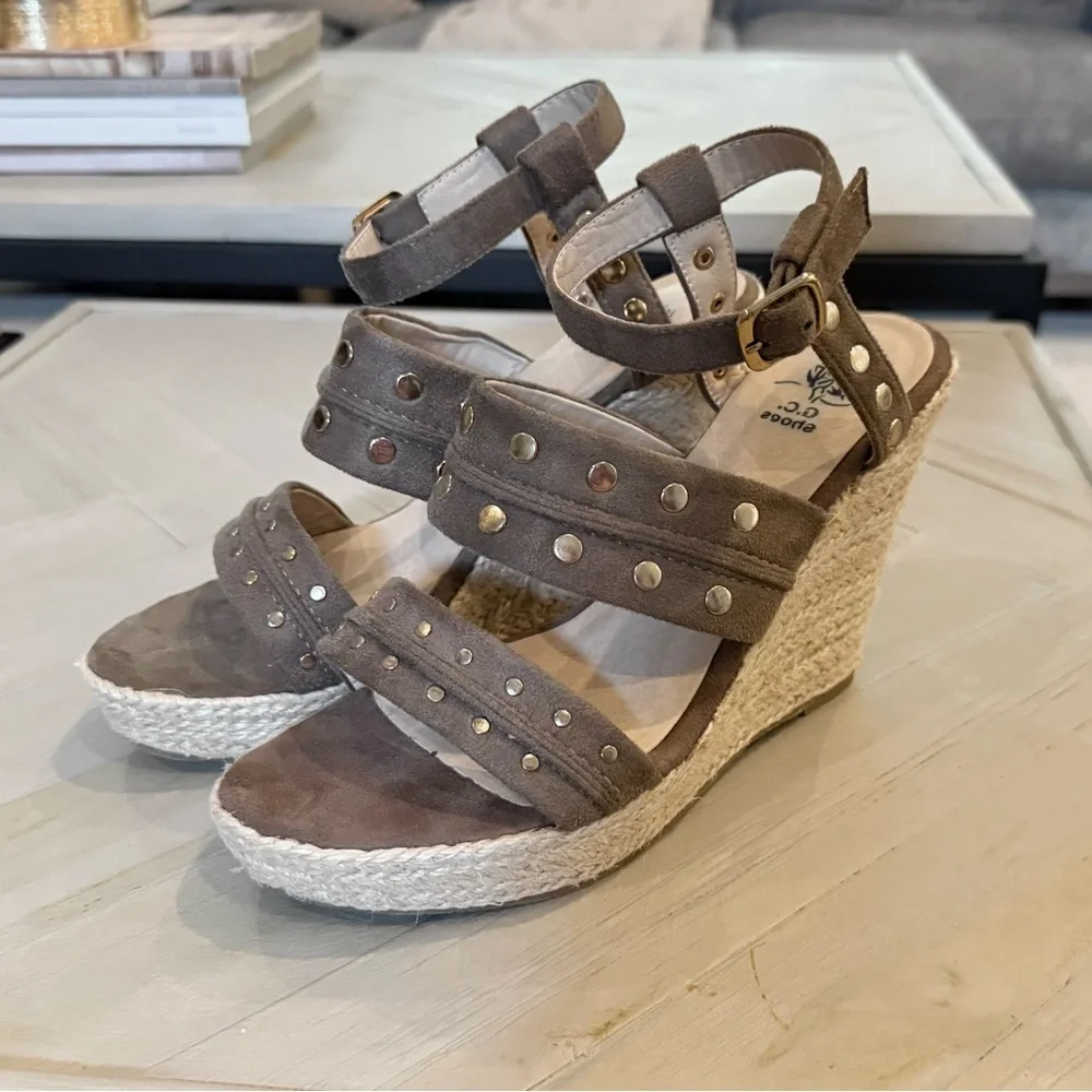 Boutique, Chic, Boho Women's Brown/Tan Wedge Sandals Size 9.